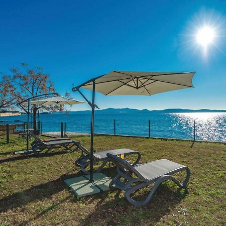 Villa Amfora - First Row By The Sea Бибинье Экстерьер фото