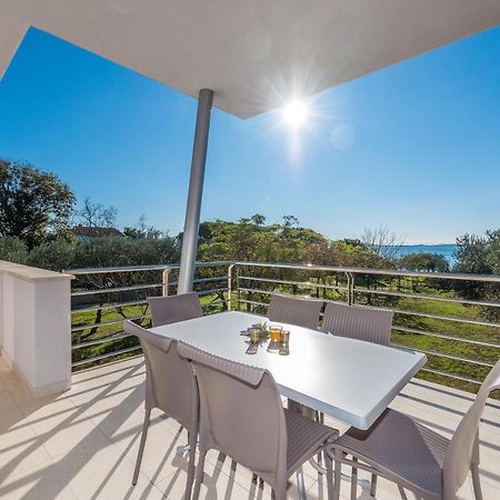 Villa Amfora - First Row By The Sea Бибинье Экстерьер фото