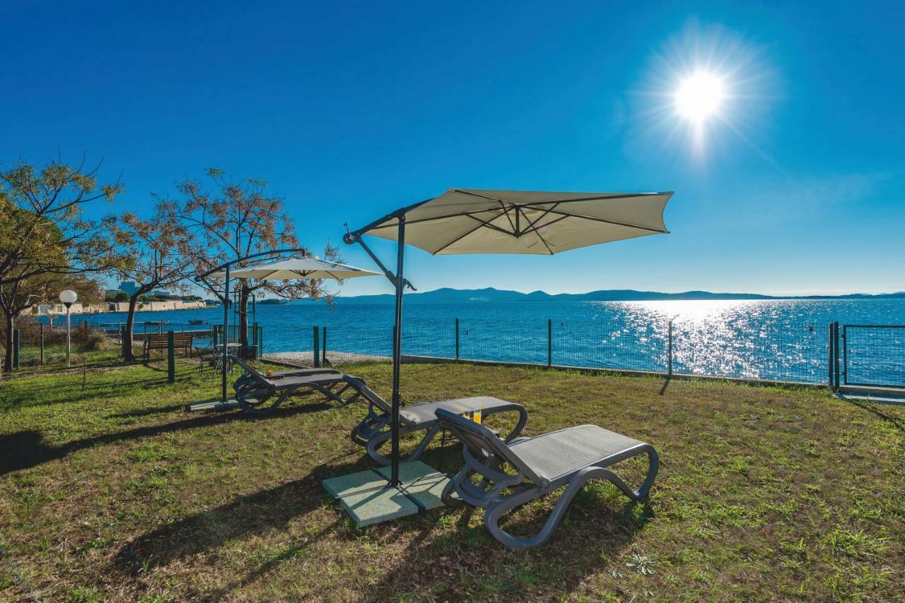 Villa Amfora - First Row By The Sea Бибинье Экстерьер фото