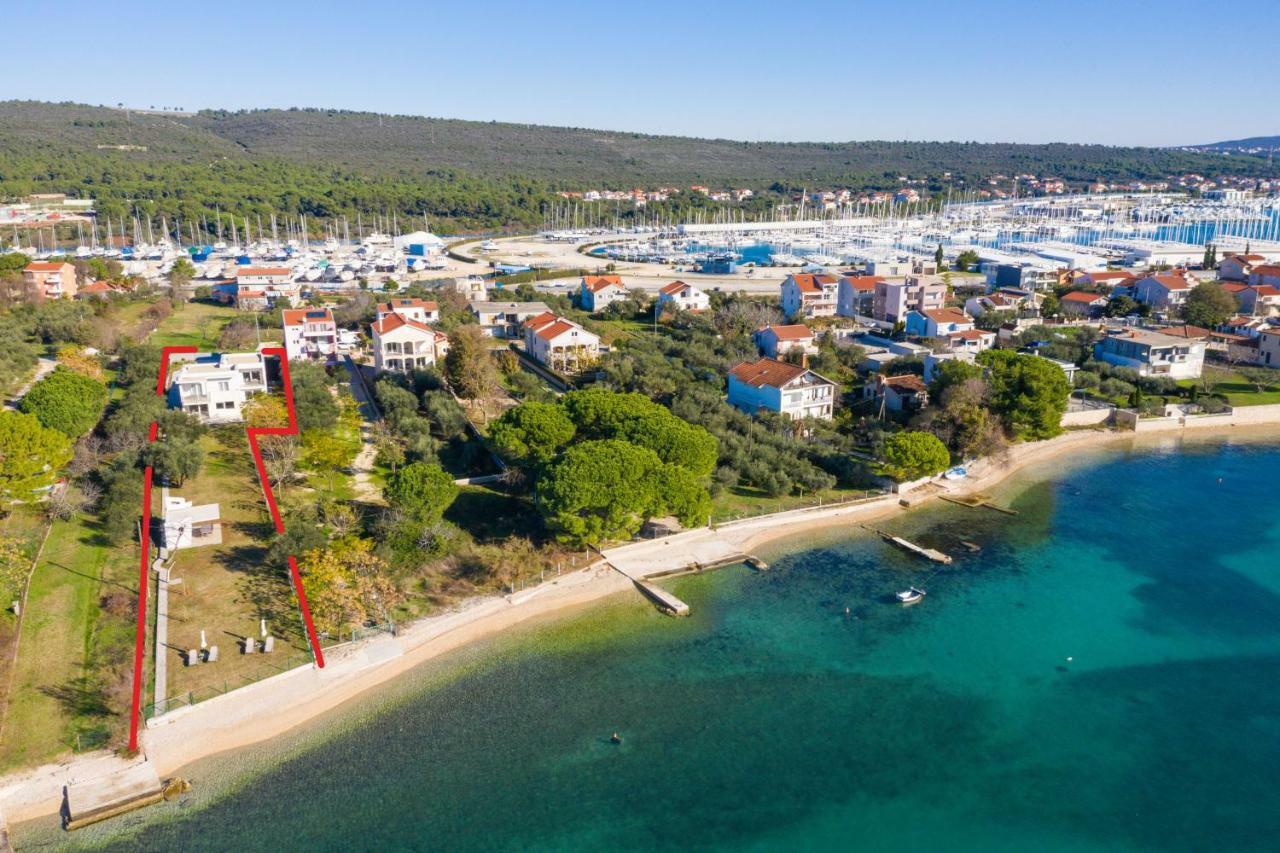 Villa Amfora - First Row By The Sea Бибинье Экстерьер фото